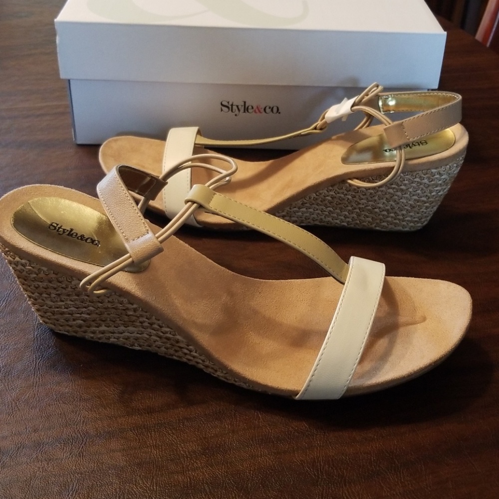 Style & Co. Wedge